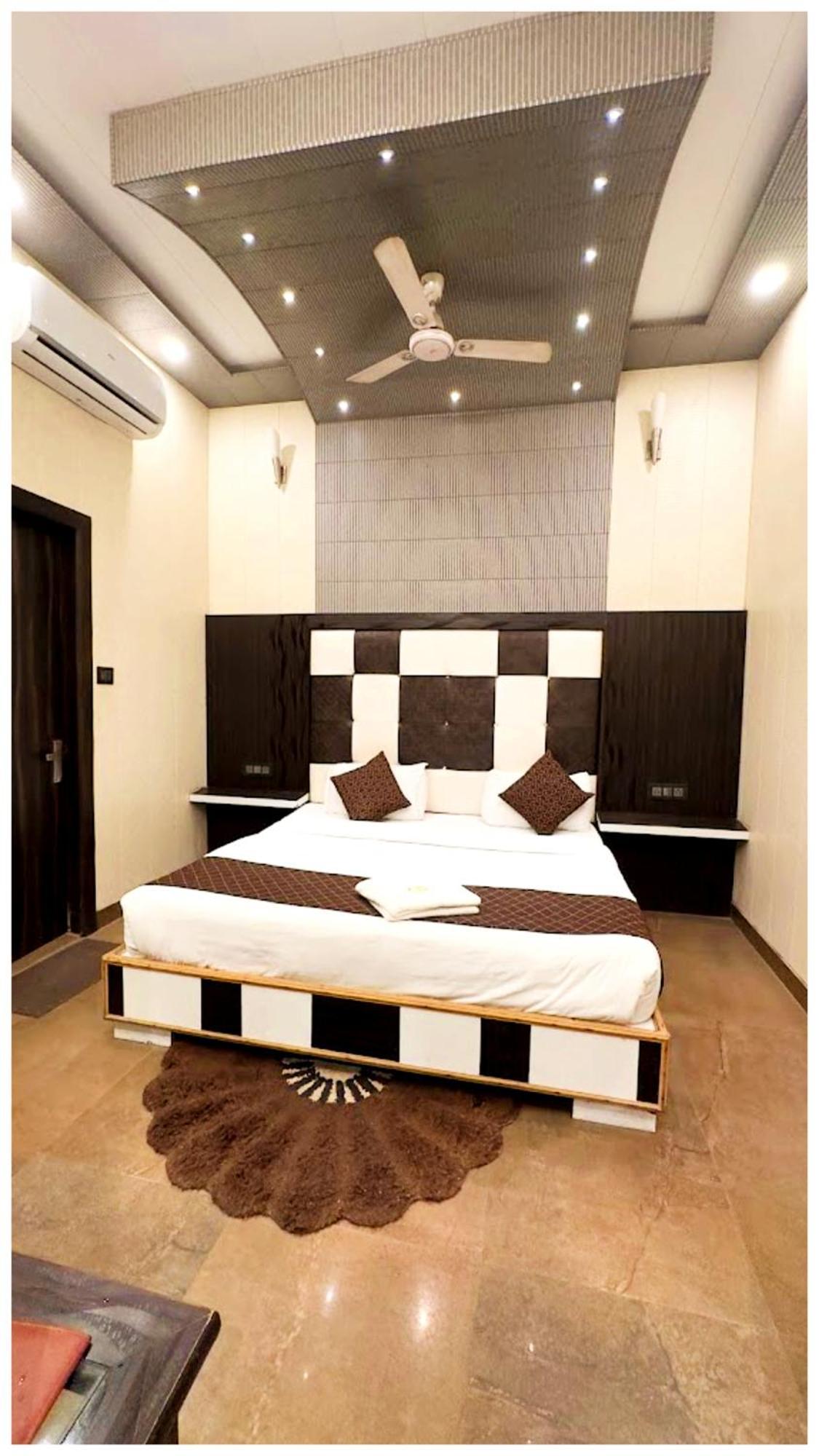 Grg Pardesi Hotel Haridwār Εξωτερικό φωτογραφία