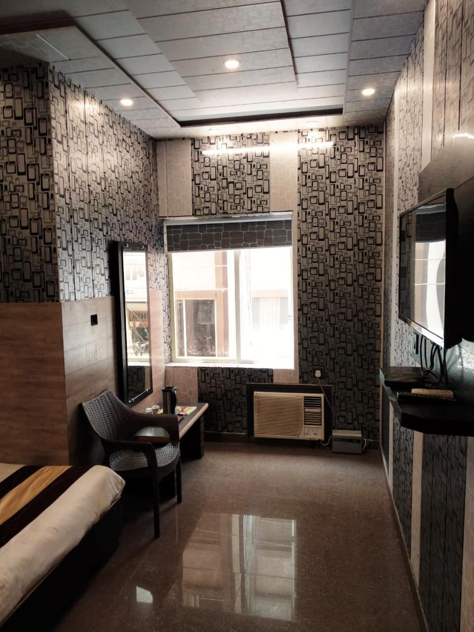 Grg Pardesi Hotel Haridwār Εξωτερικό φωτογραφία